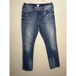 J. Crew Essential Straight Jean size 26 98% cotton